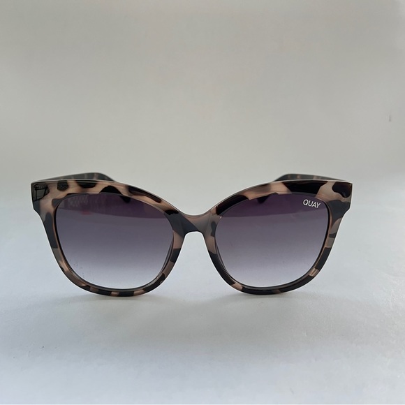 New Quay Its My Way Cat Eye Sunglasses Oversized Milky Tortoise Smoke main image 11